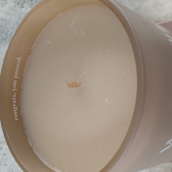 Wakeheart Candle in Vibe Check, 8oz Hand poured Candle - Picture 8 of 14